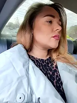 Snapshot of Juicy_PeachLux chatting on 18, 10, 2025 Juicy PeachLux online show from 18, 10, 2025