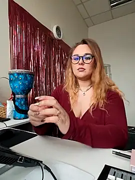 Snapshot of Juicy_PeachLux chatting on 16, 11, 2025 Juicy PeachLux online show from 16, 11, 2025