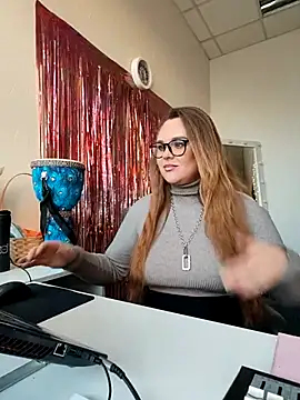 Snapshot of Juicy_PeachLux chatting on 26, 11, 2025 Juicy PeachLux online show from 26, 11, 2025