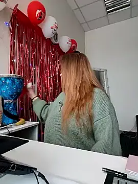 Juicy PeachLux online show from 11, 3, 2026