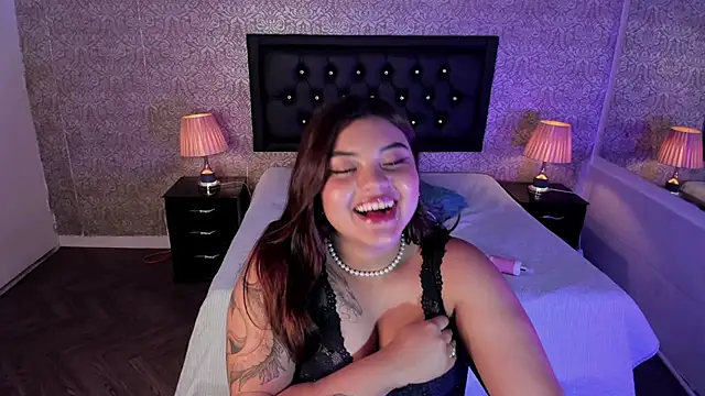 Scarlett  Johanson online show from 21, 3, 2025