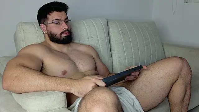 Roman Lux online show from 3, 2, 2026