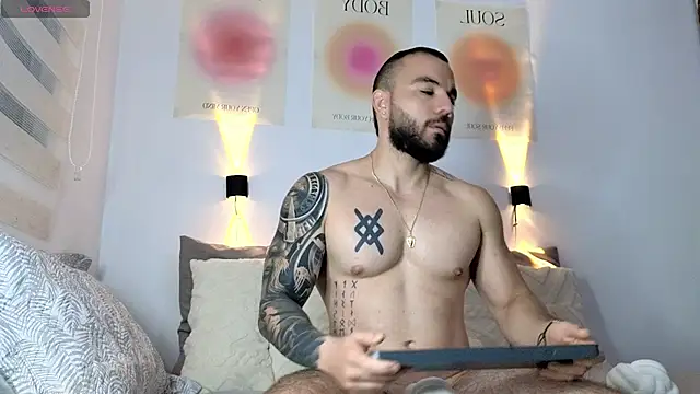 Snapshot of Isaac_Carter chatting on 7, 3, 2025 Isaac Carter online show from 7, 3, 2025