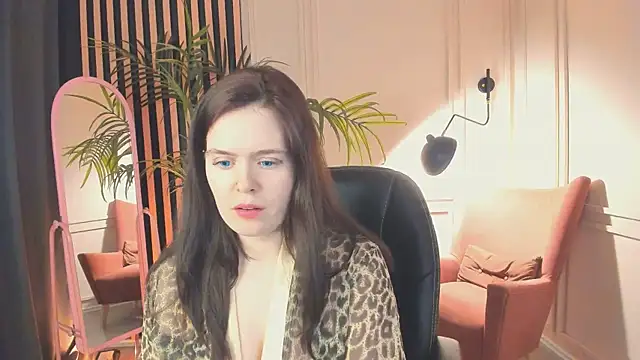 Snapshot of _LunaMirana_ chatting on 14, 3, 2025 LunaMirana online show from 14, 3, 2025