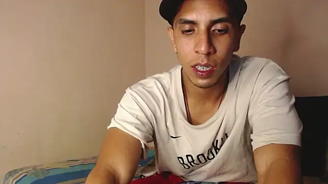 Monkey uchiha777 online show from 10, 10, 2025