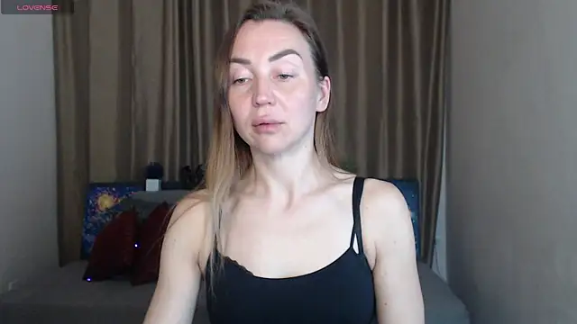 Snapshot of Kiss_julli88I chatting on 17, 3, 2025 Kiss julli88I online show from 17, 3, 2025