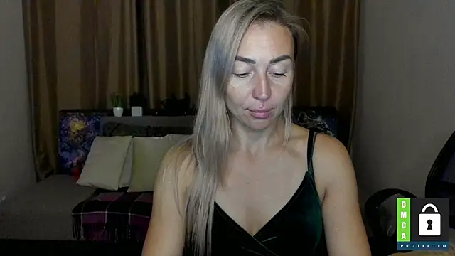 Snapshot of Kiss_julli88I chatting on 24, 9, 2025 Kiss julli88I online show from 24, 9, 2025