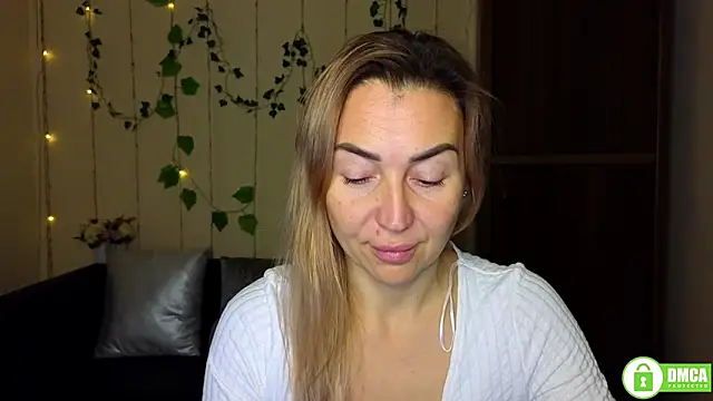 Snapshot of Kiss_julli88I chatting on 29, 11, 2025 Kiss julli88I online show from 29, 11, 2025