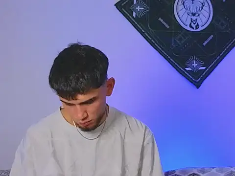 samevansx  online show from 23, 10, 2025