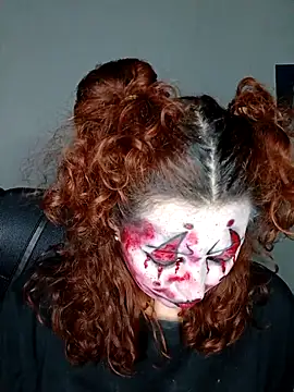 Luz delunaa online show from 25, 10, 2025