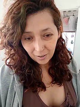 Luz delunaa online show from 10, 2, 2026