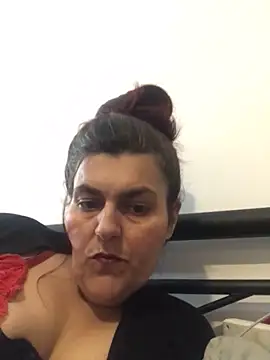 Curvy-Essex-Milf online show from 11, 10, 2025