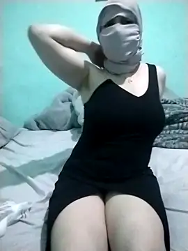 Snapshot of queen_belisima1 chatting on 21, 3, 2025 queen belisima1 online show from 21, 3, 2025