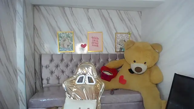 Snapshot of _wendy_b chatting on 12, 3, 2025 wendy b online show from 12, 3, 2025