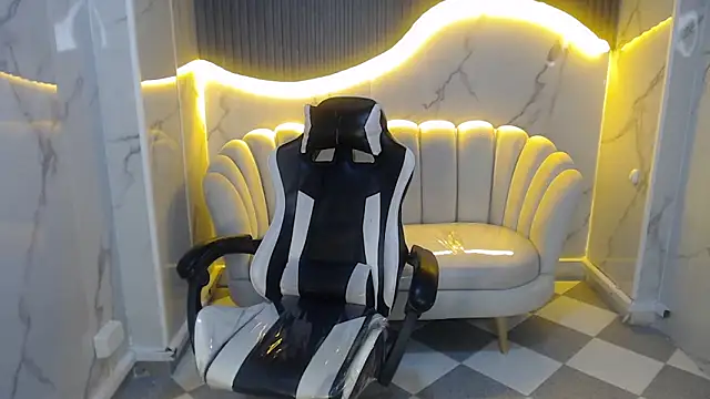 Snapshot of _wendy_b chatting on 26, 9, 2025 wendy b online show from 26, 9, 2025