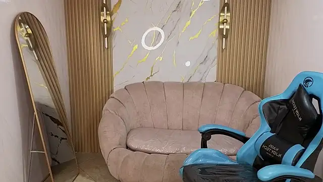 Snapshot of _wendy_b chatting on 12, 11, 2025 wendy b online show from 12, 11, 2025