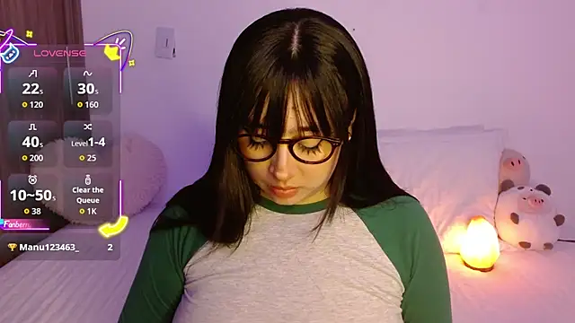 Snapshot of Oliviargf chatting on 6, 10, 2025 Oliviargf online show from 6, 10, 2025