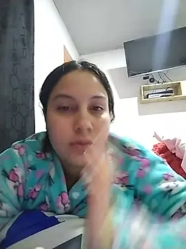 Snapshot of esmeralda_jadees chatting on 13, 5, 2026 esmeralda jadees online show from 13, 5, 2026