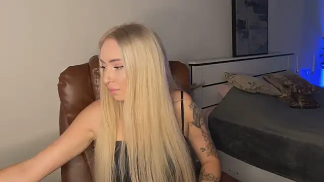 Snapshot of OhMyEmma chatting on 16, 7, 2026 OhMyEmma online show from 16, 7, 2026