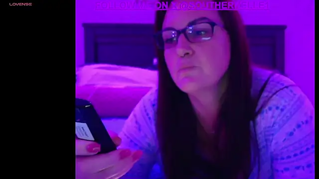 SouthernElle1 online show from 30, 9, 2025