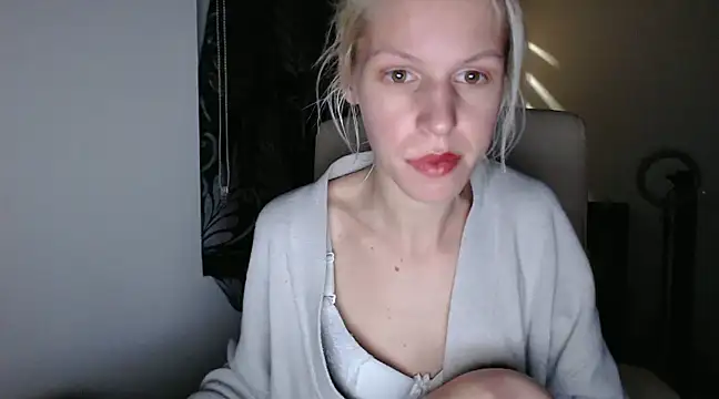 Snapshot of ElssaRush chatting on 14, 3, 2025 ElssaRush online show from 14, 3, 2025