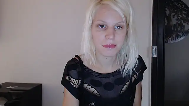 Snapshot of ElssaRush chatting on 6, 10, 2025 ElssaRush online show from 6, 10, 2025