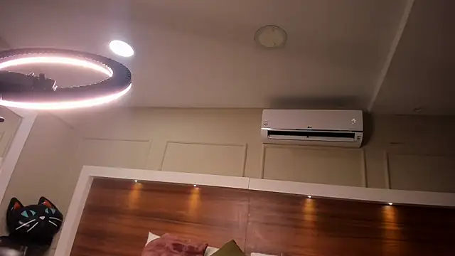 AriadnaHarper online show from 2, 4, 2026