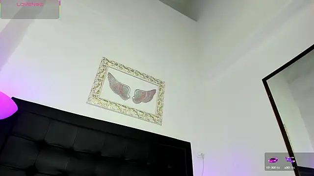 Lola Blondie online show from 28, 9, 2025