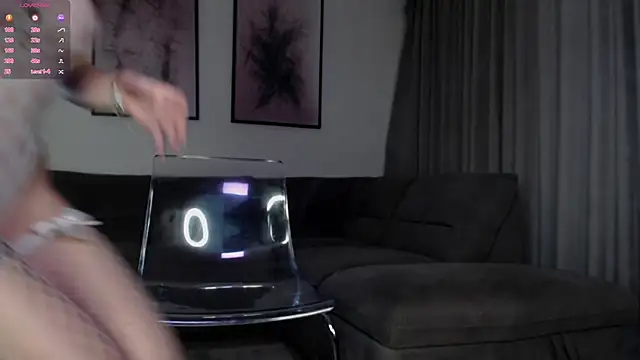 reinakylie online show from 17, 10, 2025