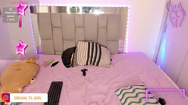 Sophie whitexxx online show from 12, 9, 2025