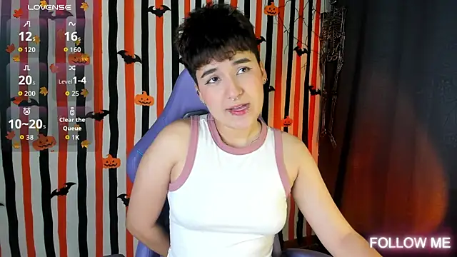 emma cute7 online show from 17, 10, 2025