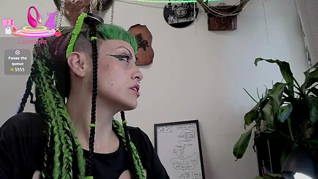 freyaa sorcerees online show from 21, 10, 2025