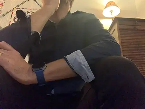 Snapshot of Simon_76 chatting on 3, 10, 2025 Simon 76 online show from 3, 10, 2025