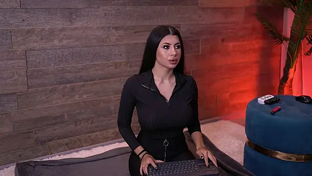 TanyaVonDe online show from 21, 11, 2025