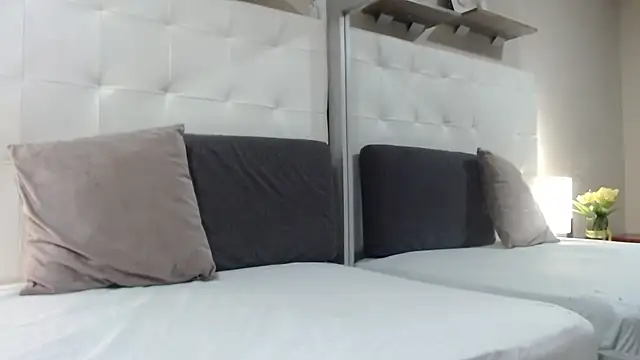 willow smitt online show from 10, 10, 2025