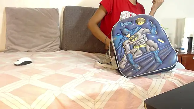 willow smitt online show from 12, 10, 2025