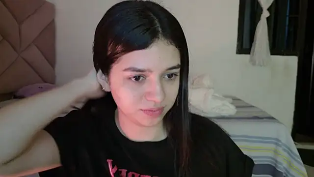 Snapshot of eva_sin18 chatting on 14, 6, 2026 eva sin18 online show from 14, 6, 2026