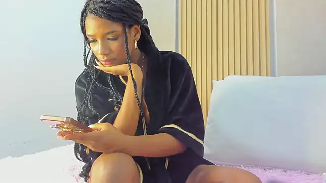 stephany summer online show from 15, 10, 2025