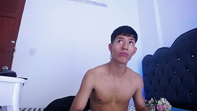 dareck 18 online show from 18, 3, 2025