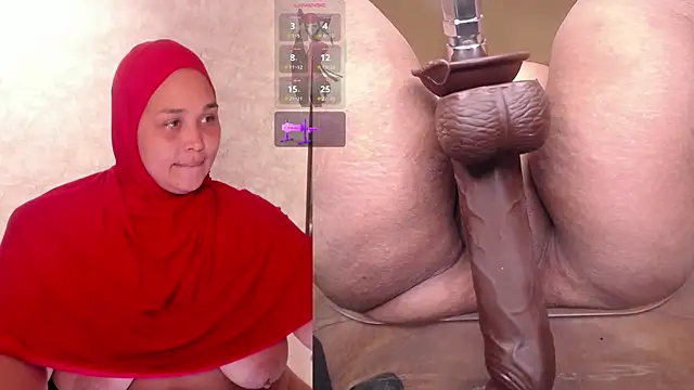 Snapshot of BBWHijab chatting on 7, 5, 2026 BBWHijab online show from 7, 5, 2026