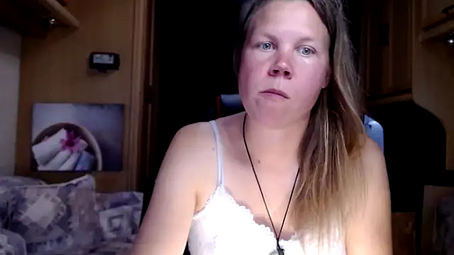 Snapshot of CallMeMaria chatting on 30, 12, 2024 CallMeMaria online show from 30, 12, 2024