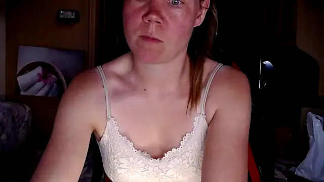 Snapshot of CallMeMaria chatting on 4, 1, 2025 CallMeMaria online show from 4, 1, 2025