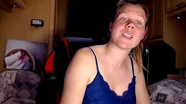 Snapshot of CallMeMaria chatting on 7, 1, 2025 CallMeMaria online show from 7, 1, 2025