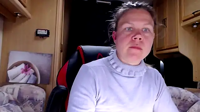 Snapshot of CallMeMaria chatting on 11, 1, 2025 CallMeMaria online show from 11, 1, 2025