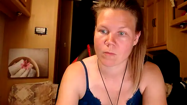 Snapshot of CallMeMaria chatting on 12, 1, 2025 CallMeMaria online show from 12, 1, 2025