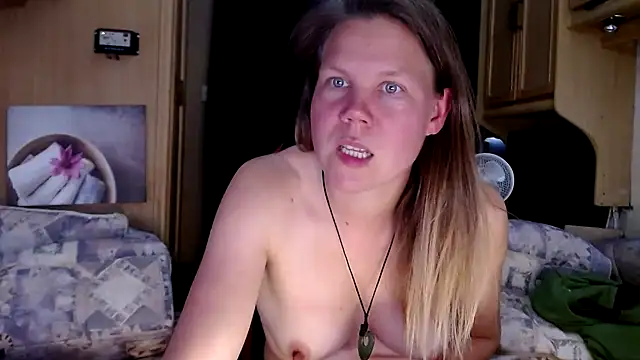 Snapshot of CallMeMaria chatting on 17, 1, 2025 CallMeMaria online show from 17, 1, 2025