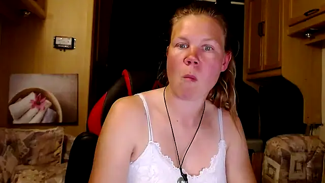 Snapshot of CallMeMaria chatting on 18, 1, 2025 CallMeMaria online show from 18, 1, 2025