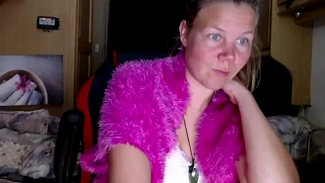 Snapshot of CallMeMaria chatting on 19, 1, 2025 CallMeMaria online show from 19, 1, 2025