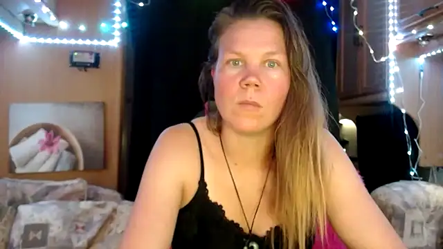 Snapshot of CallMeMaria chatting on 26, 1, 2025 CallMeMaria online show from 26, 1, 2025