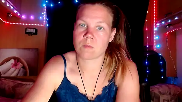 Snapshot of CallMeMaria chatting on 1, 2, 2025 CallMeMaria online show from 1, 2, 2025